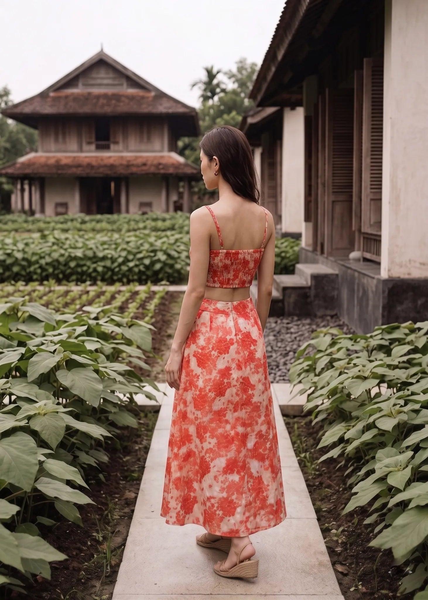 Áo croptop hai dây vải gai xanh ramie hoa thời trang Hity
