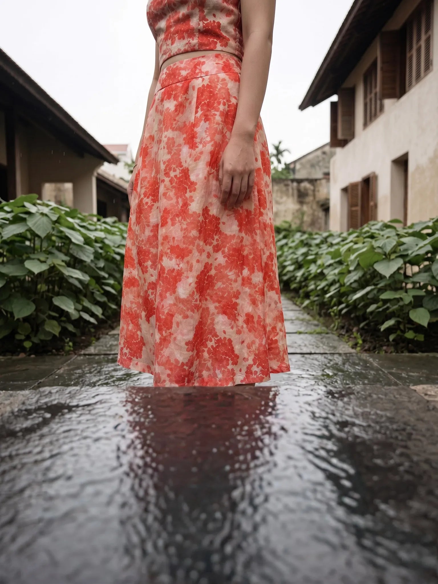 Áo croptop hai dây vải gai xanh ramie hoa thời trang Hity
