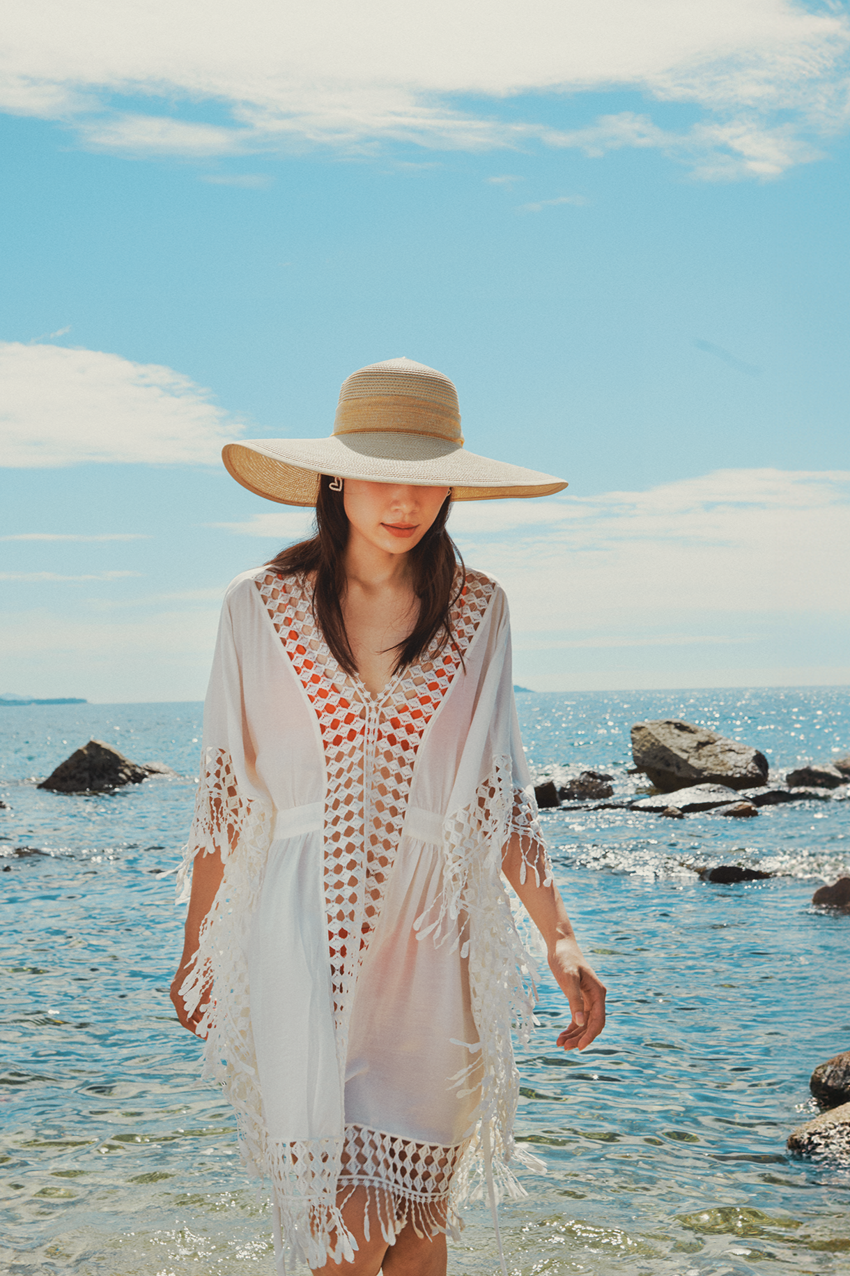 Áo khoác trắng đi biển bikini thời trang Hity