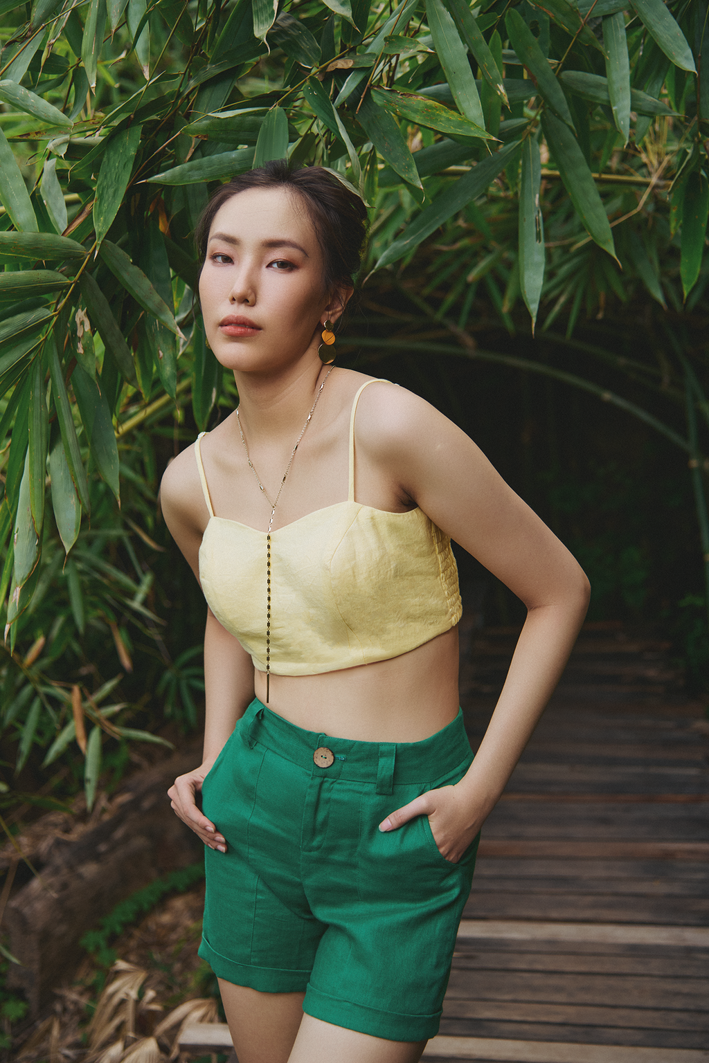 Áo croptop bratop linen vàng thời trang Hity
