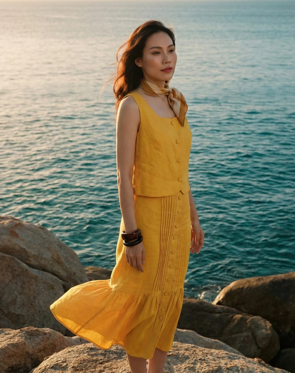 Áo croptop sát nách cổ vuông linen vàng thời trang Hity 