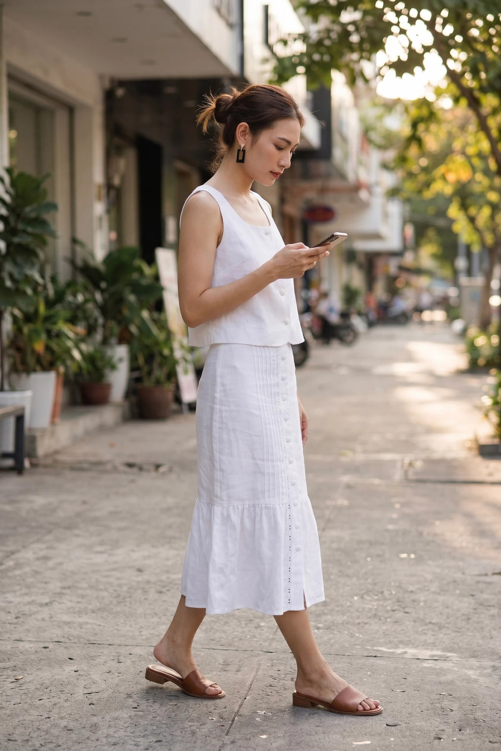 Áo croptop cổ vuông linen trắng thời trang Hity
