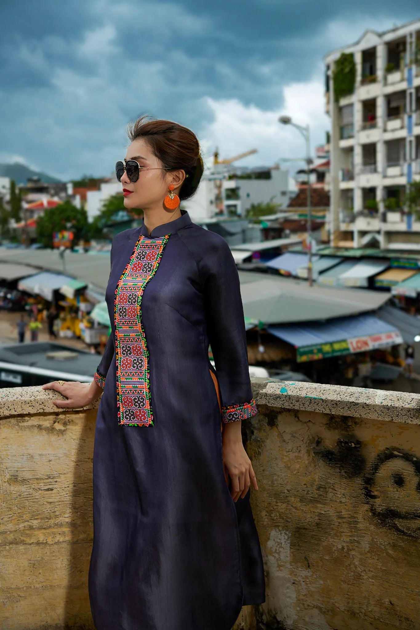 Áo dài lụa tơ tằm phối thổ cẩm thời trang Hity