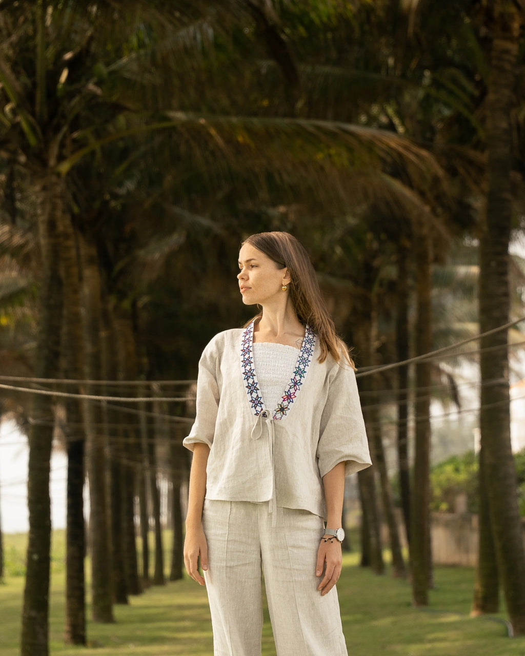 Áo khoác Nhật Bình linen xanh phối thổ cẩm thời trang Hity