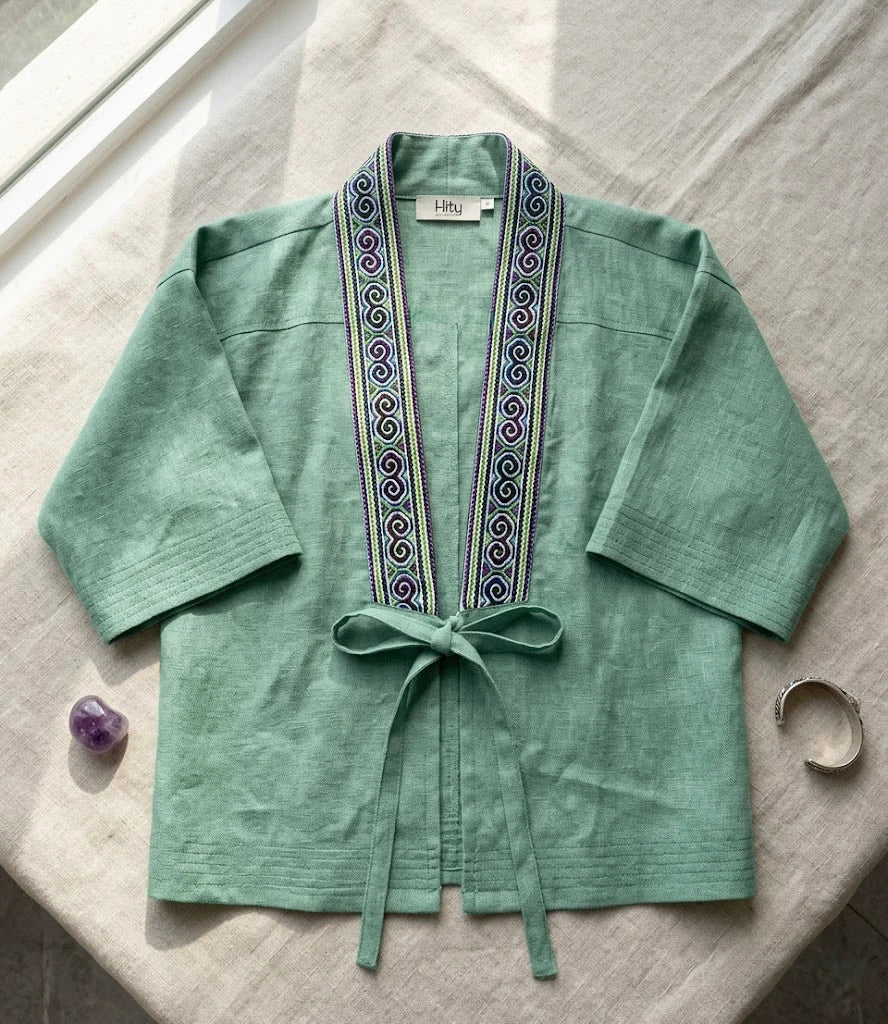 Áo khoác Nhật Bình linen xanh phối thổ cẩm thời trang Hity