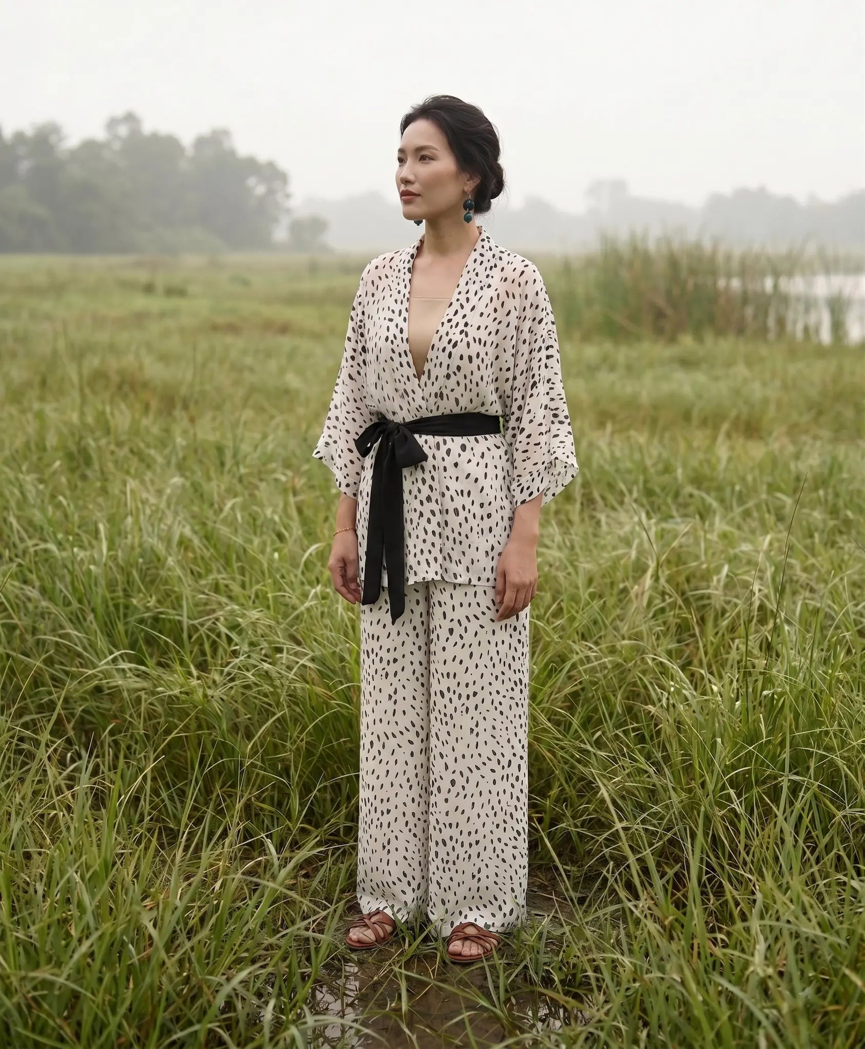 Bộ áo khoác kimono phối quần chấm bi thời trang Hity