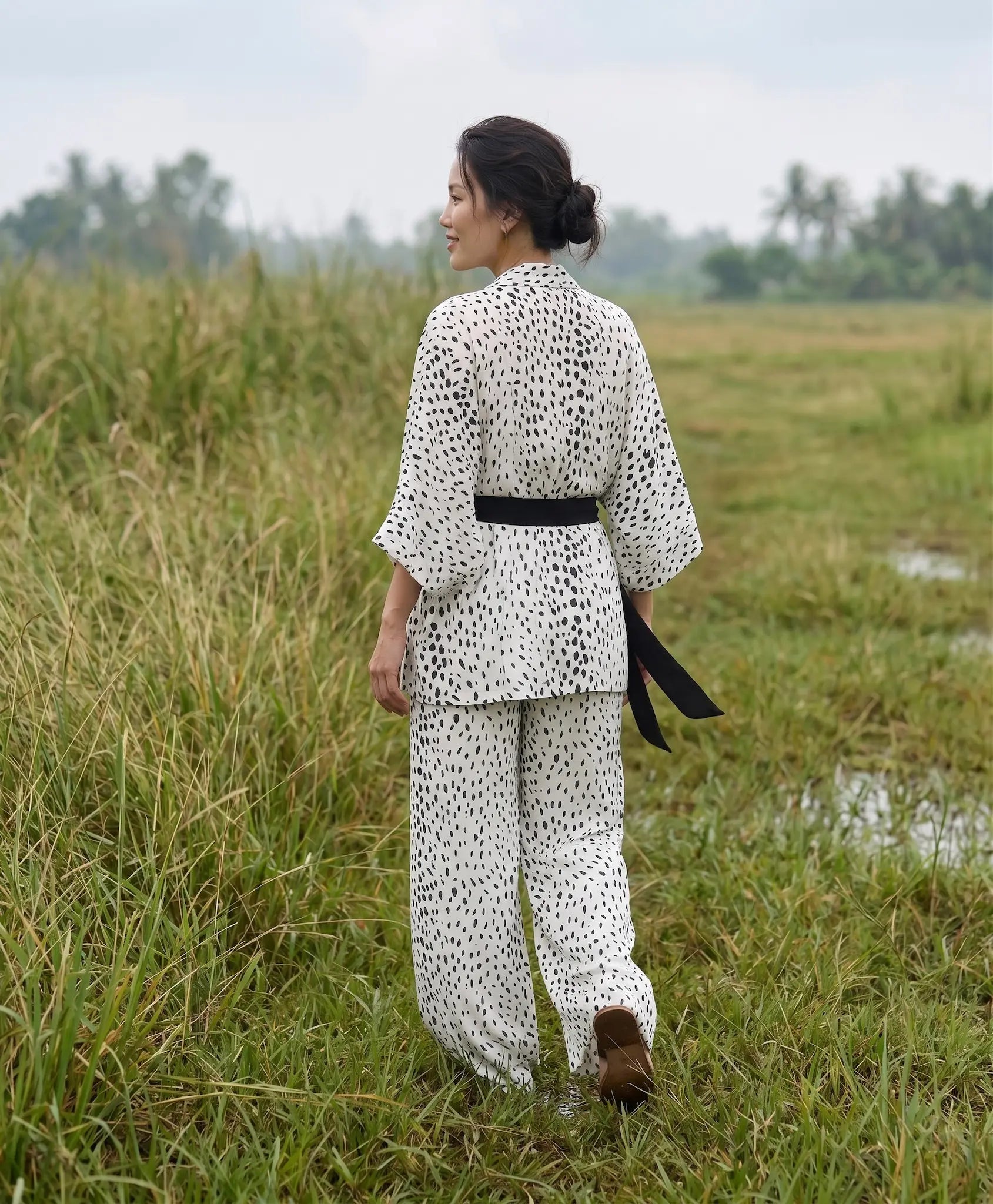 Bộ áo khoác kimono phối quần chấm bi thời trang Hity