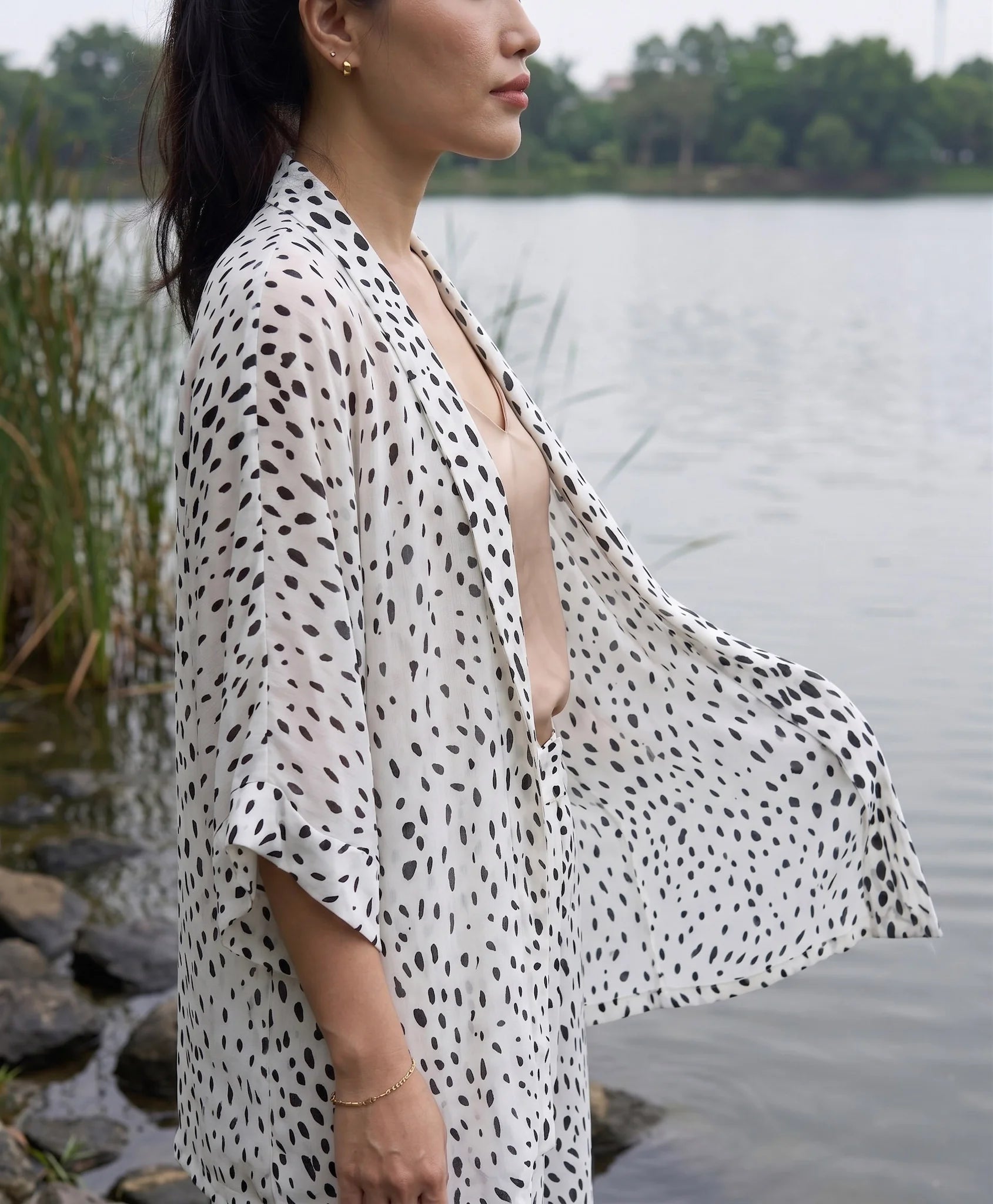 Bộ áo khoác kimono phối quần chấm bi thời trang Hity