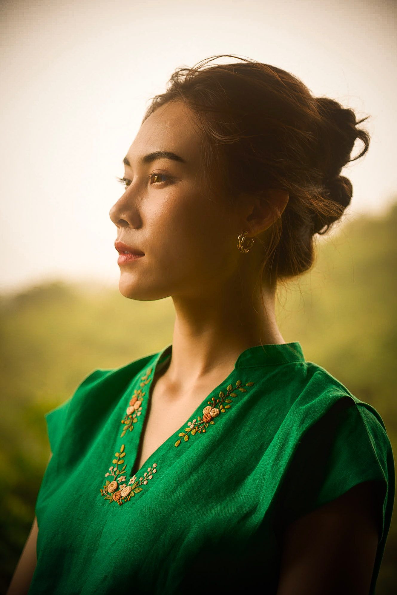 Áo bo linen thêu tay thời trang Hity