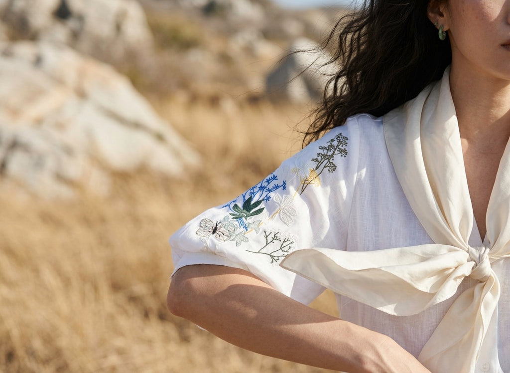 Áo linen thêu tay sơ mi cổ trụ thời trang Hity