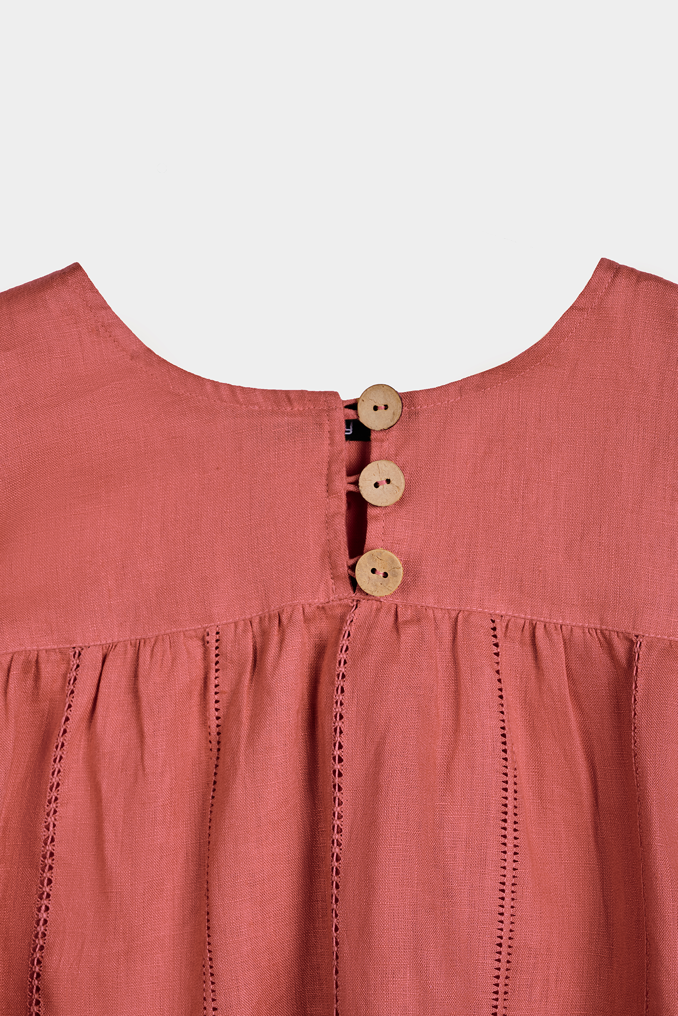 Áo thêu tay se chỉ kéo sợi linen vàng thời trang Hity