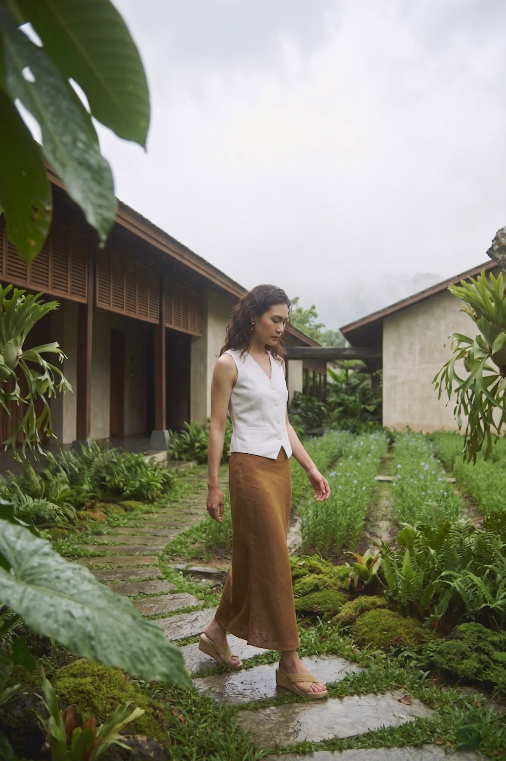 Áo vest ghile linen trắng thời trang Hity