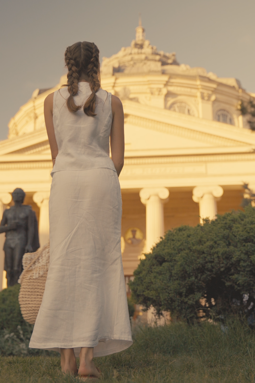 Áo vest linen thêu tay Mơ thời trang Hity