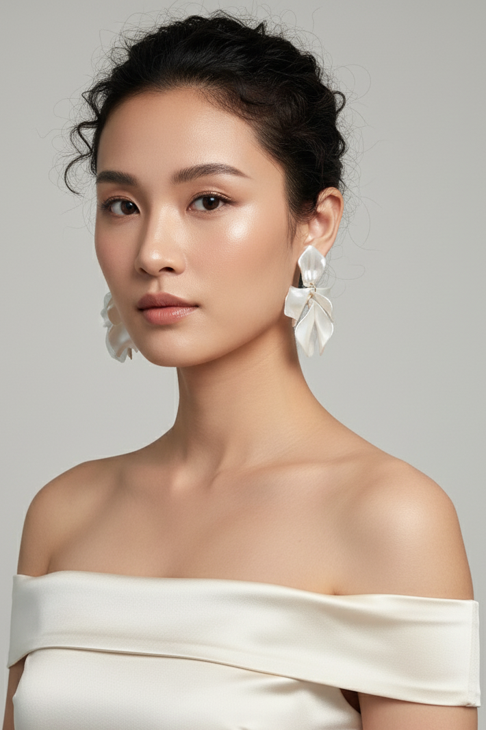 Bông tai hoa nhiệt đới trắng ngọc trai thời trang Hity