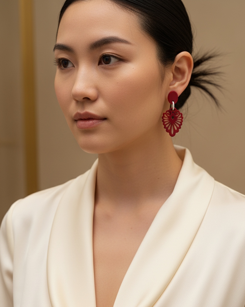 Bông tai sơn mài hoạ tiết Á Đông thời trang Hity