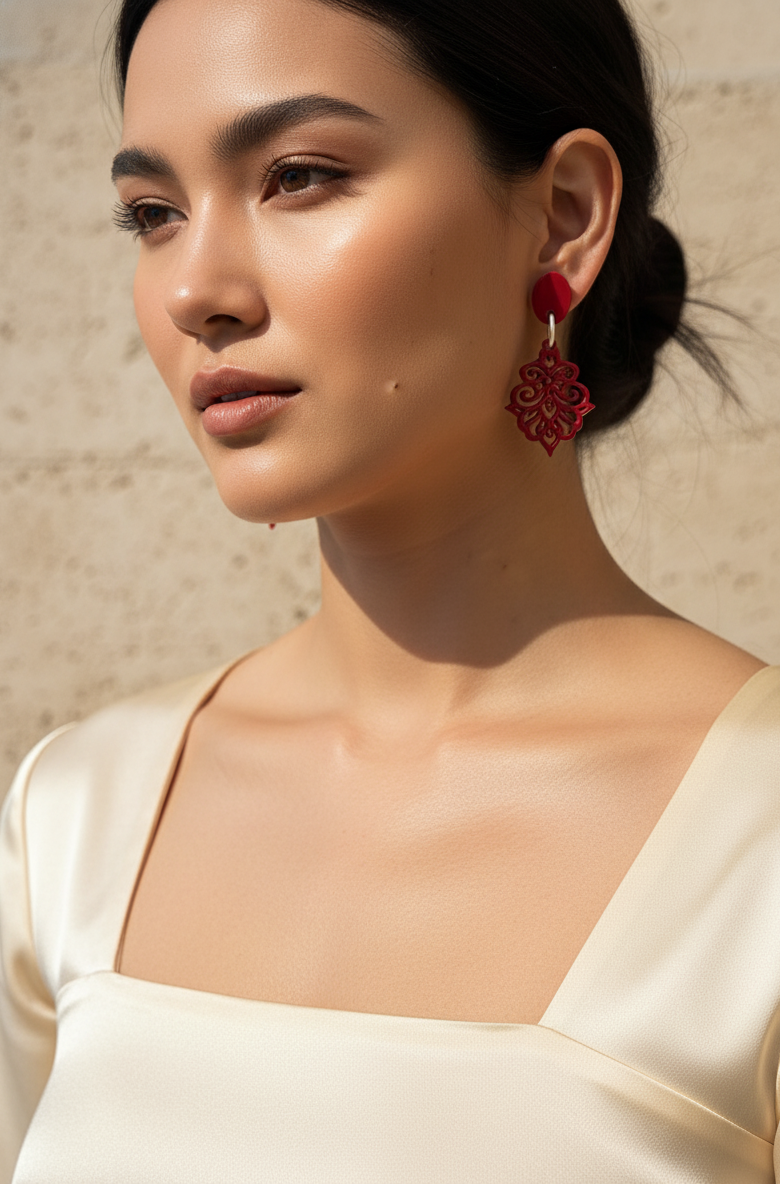 Bông tai sơn mài đỏ hoạ tiết hoa thị thời trang Hity