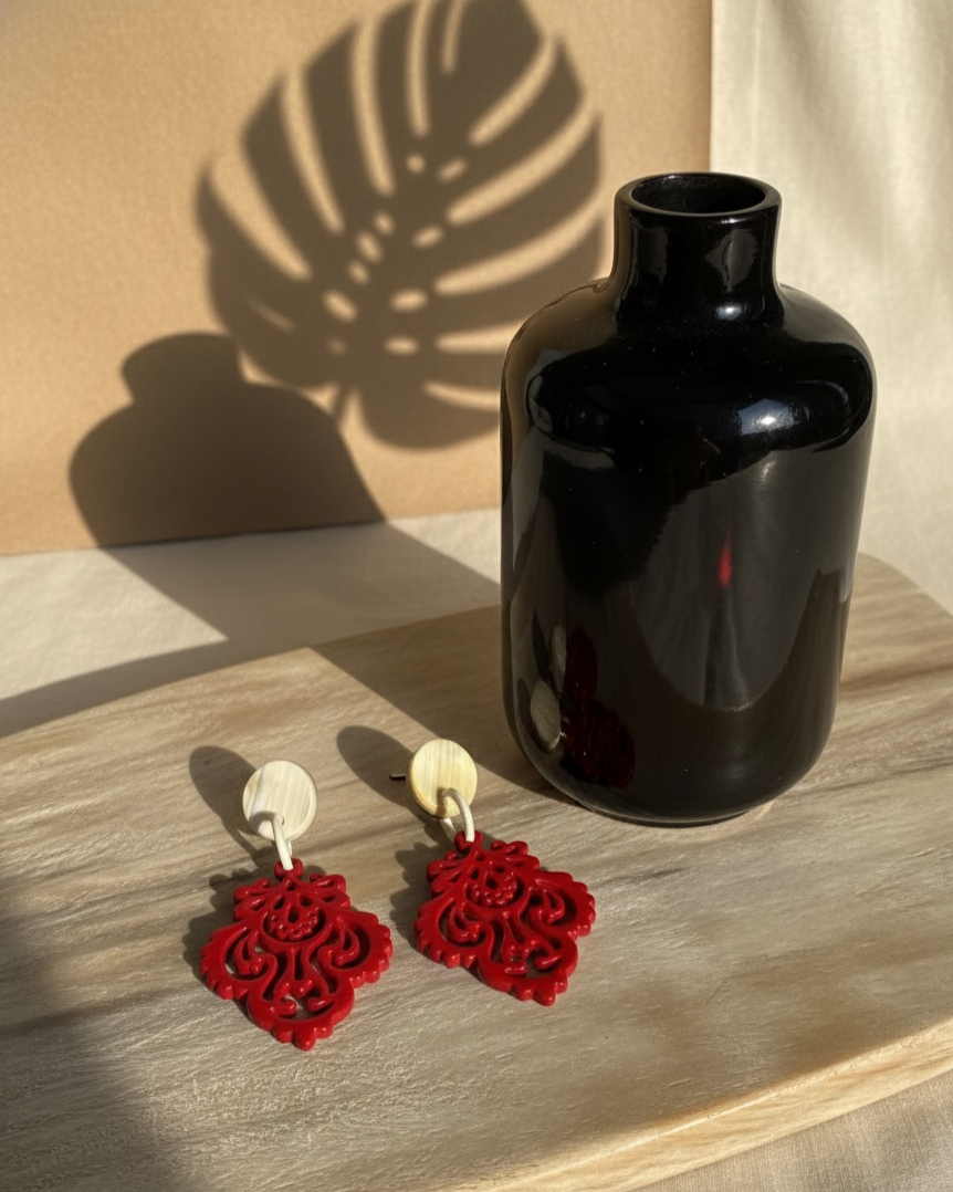 Bông tai sơn mài hoạ tiết hoa thị thời trang Hity