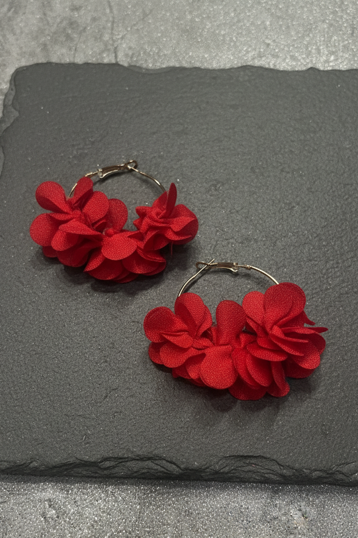 Bông tai tròn đính cánh hoa đỏ thời trang Hity