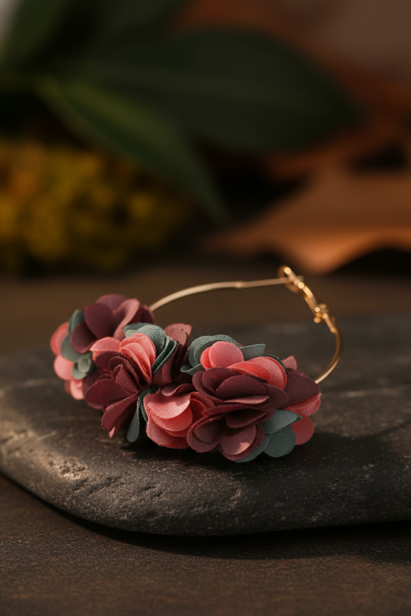 Bông tai tròn đính cánh hoa đa sắc thời trang Hity