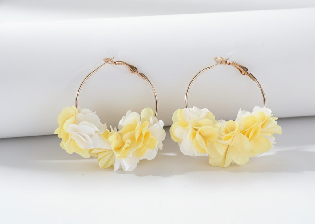 Bông tai tròn hoop cánh hoa vàng thời trang Hity