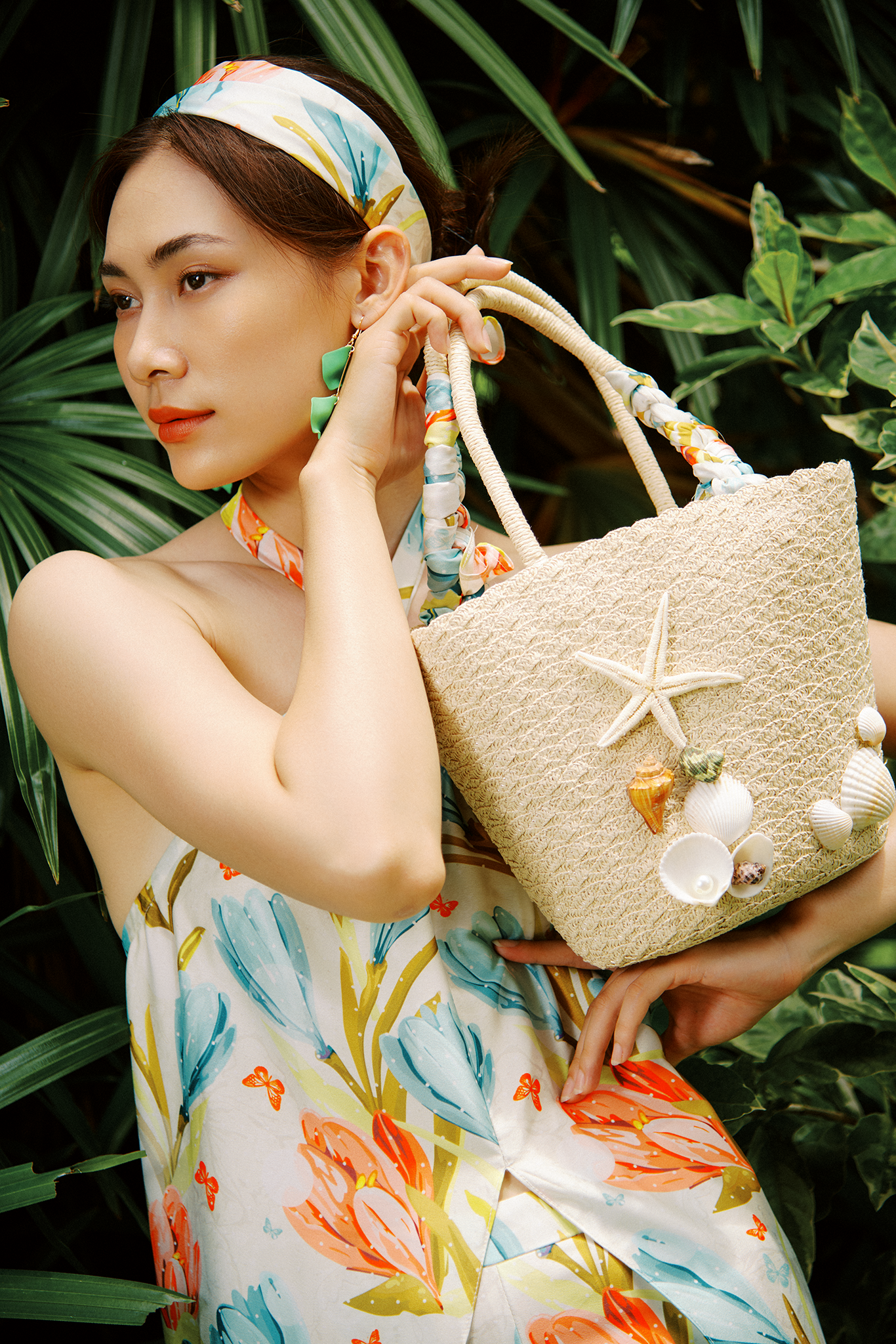 Đầm cổ yếm lụa hoa thời trang Hity