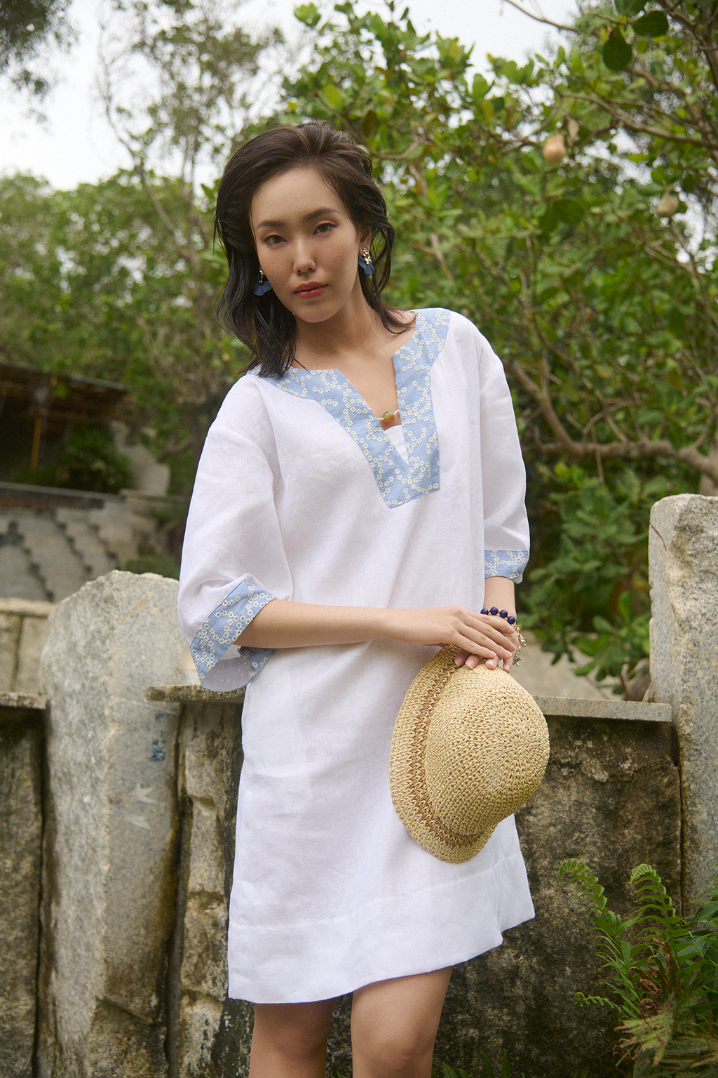 Đầm suông linen trắng phối thêu tay thời trang Hity