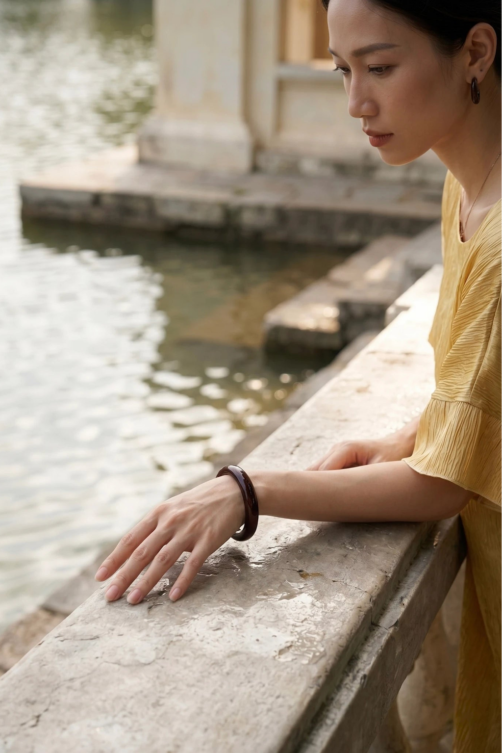 Đầm lụa dún Tám Lăng vàng rễ cây nhàu thời trang Hity