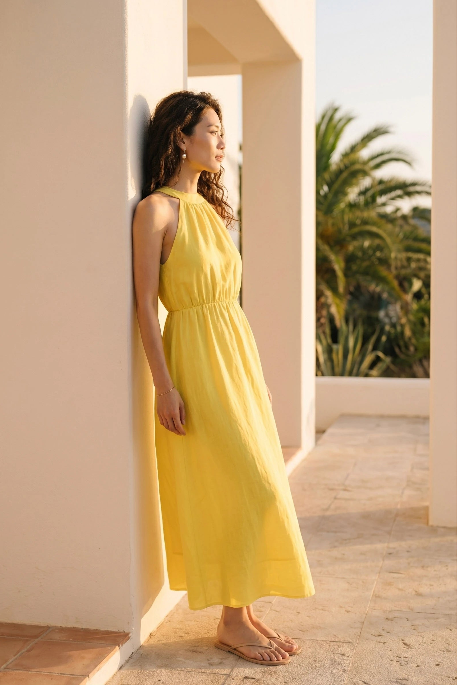Đầm maxi cổ yếm linen vàng thời trang Hity