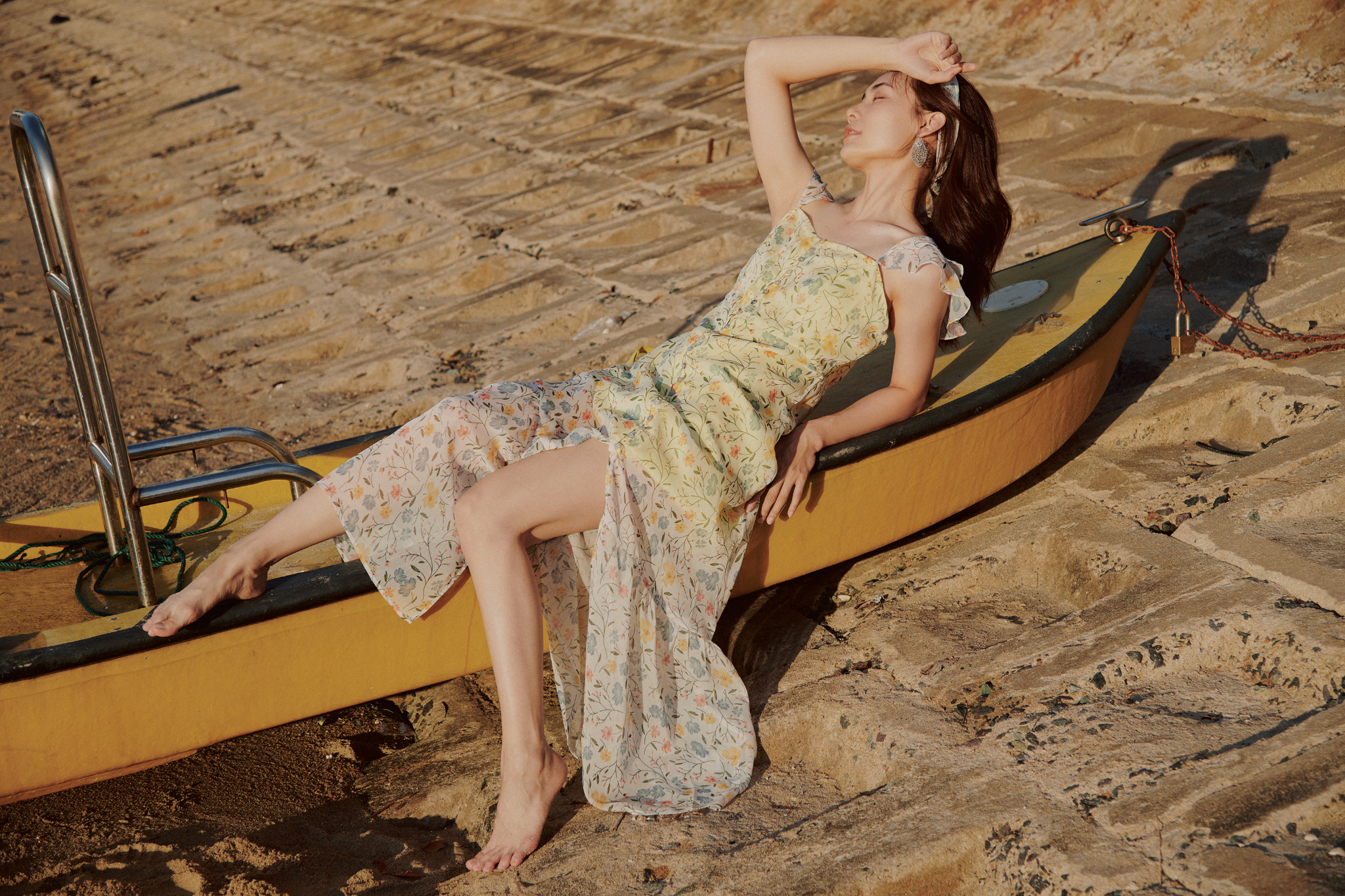 Đầm maxi 2 dây hoa nhí vàng thời trang Hity