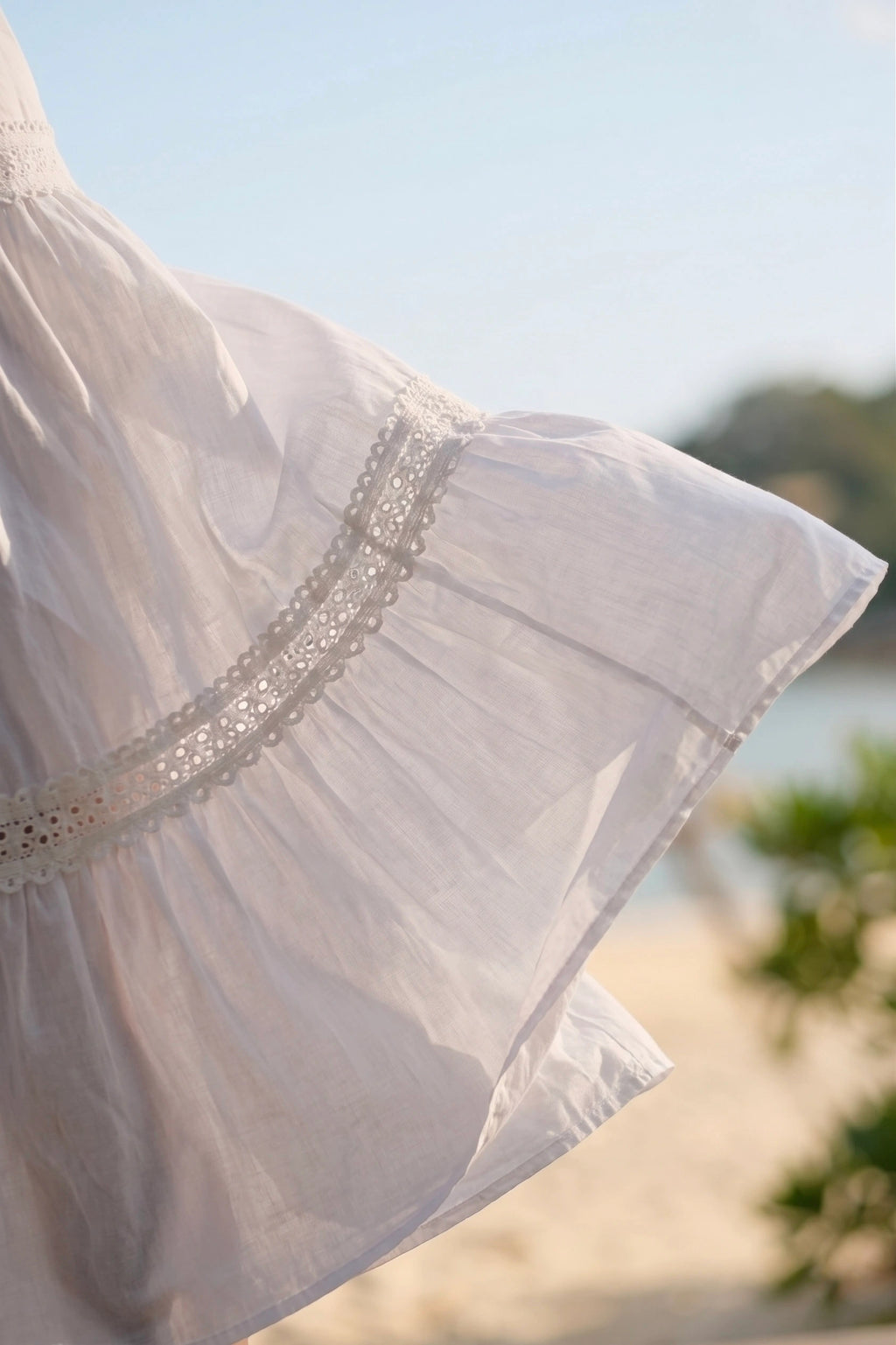 Đầm maxi hai dây cotton trắng thời trang Hity