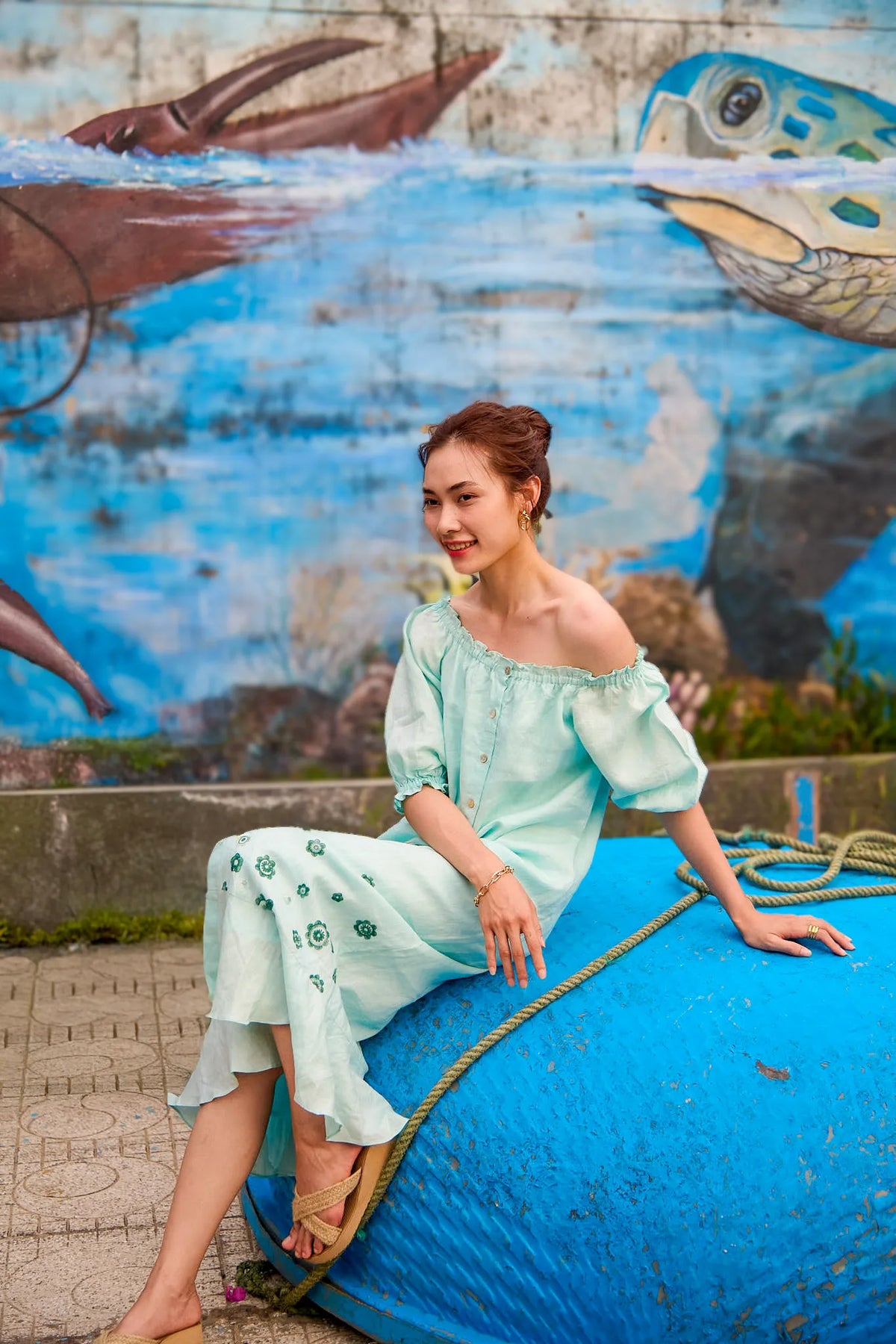 Đầm midi trễ vai linen thêu tay xanh pastel thời trang Hity