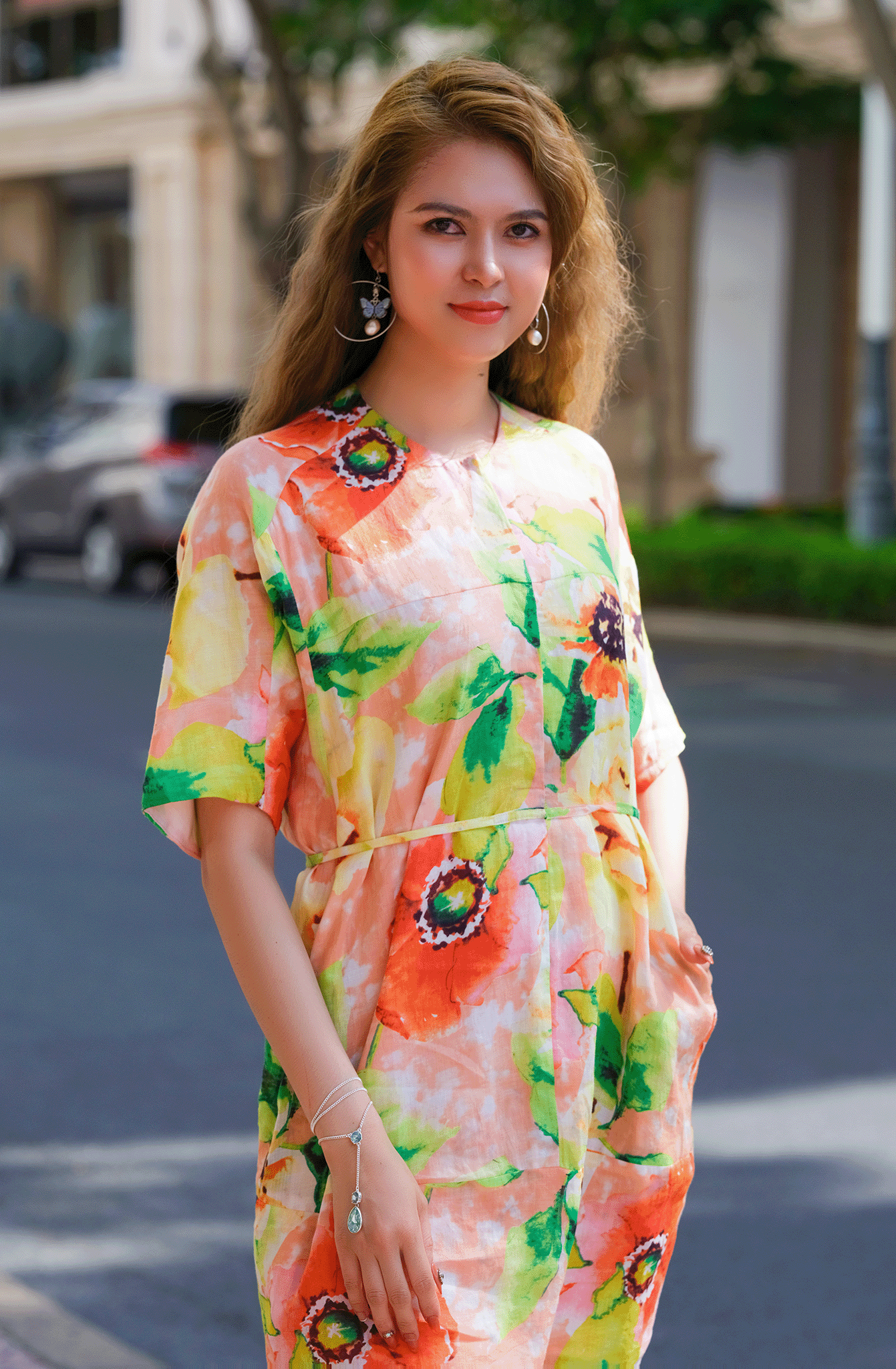 Đầm mini ngắn trên gối linen hoa dâm bụt thời trang Hity