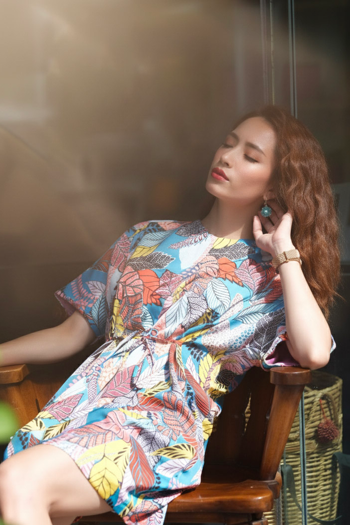 Đầm mini suông hoa lá lập thể thời trang Hity