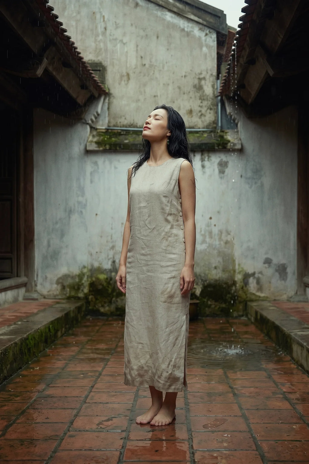 Đầm suông xẻ tà linen xám thời trang Hity