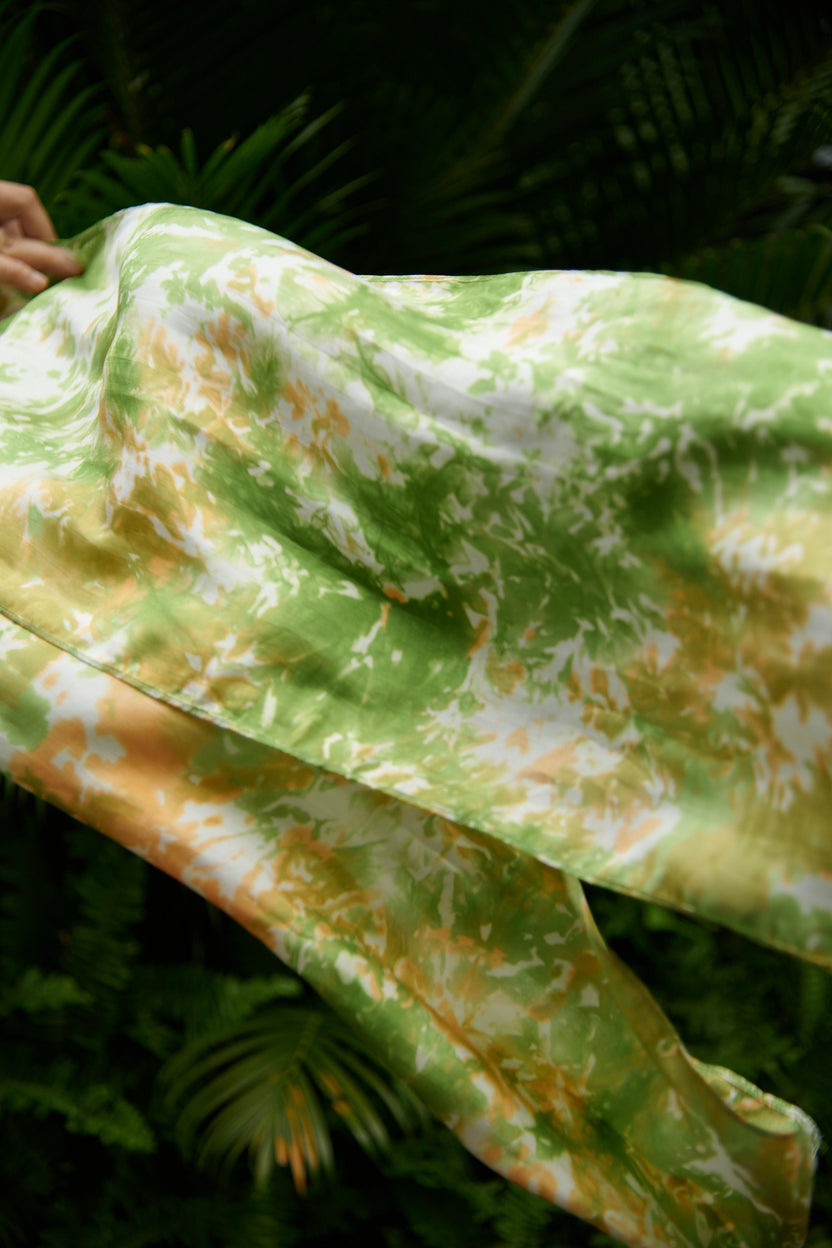 Khăn choàng vuông lụa tơ tằm nhuộm màu loang thời trang Hity