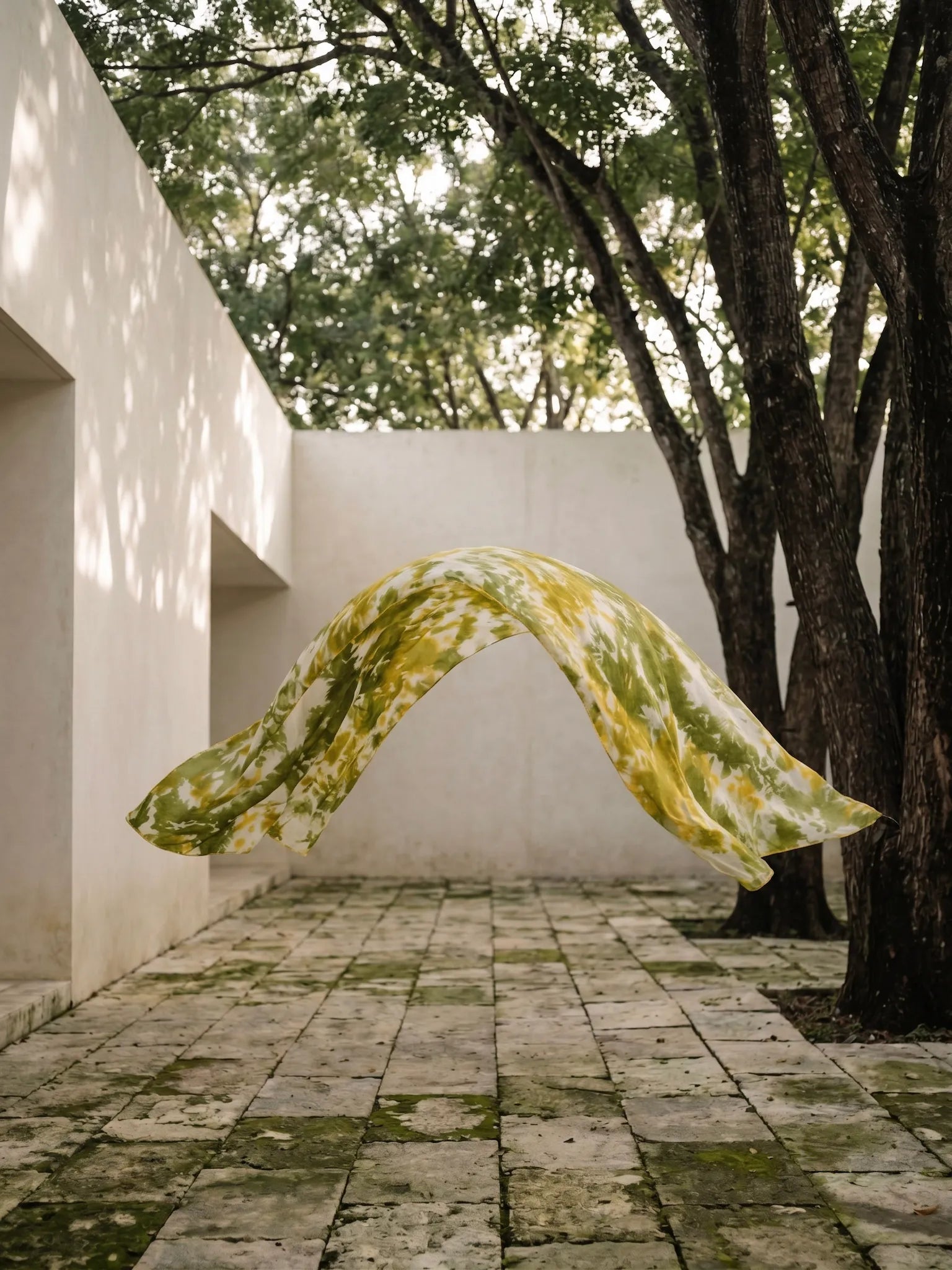 Khăn lụa tơ tằm nhuộm loang tiedye oversize thời trang Hity