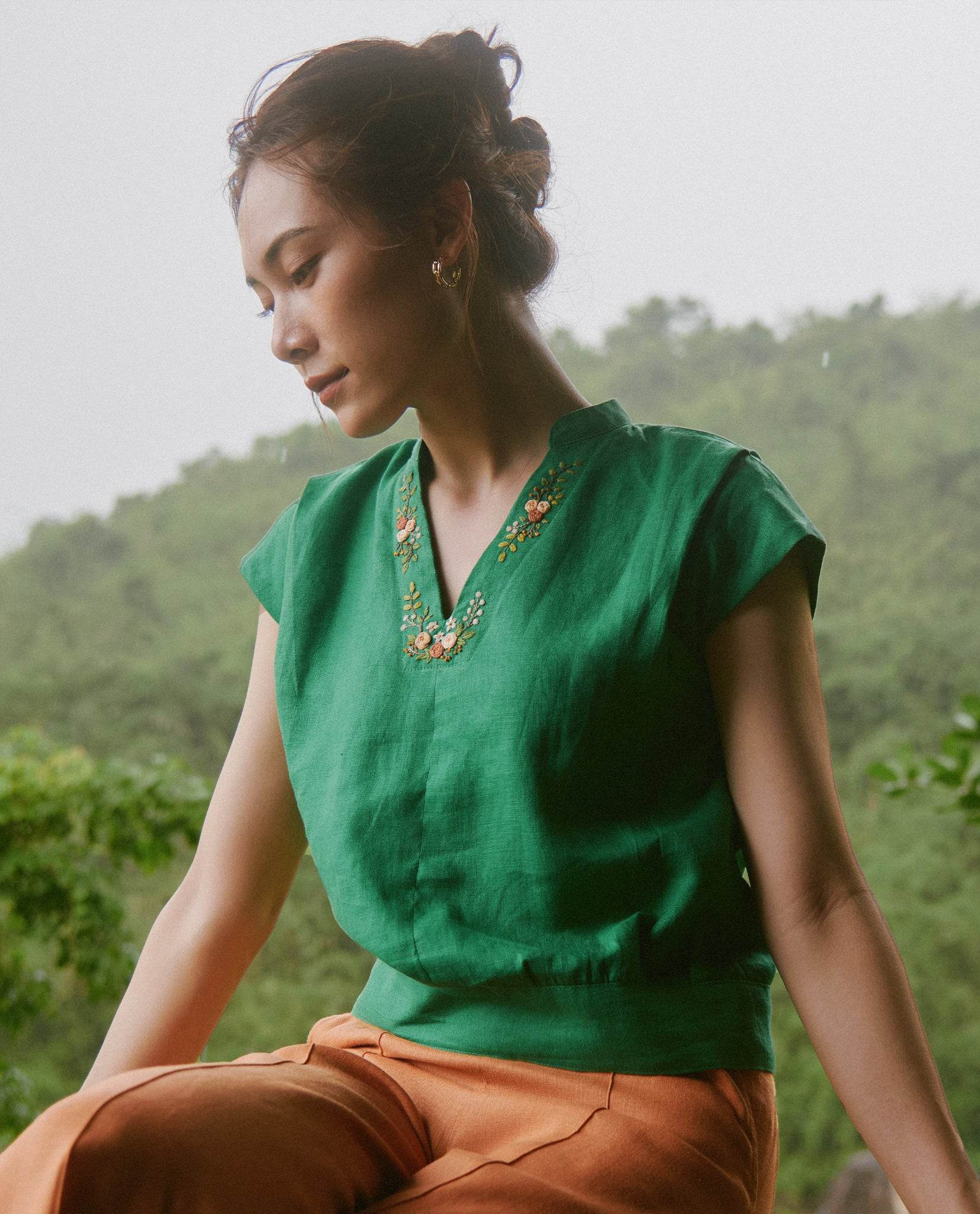 Áo Linen Thêu Tay Tú TOP218 - Hity