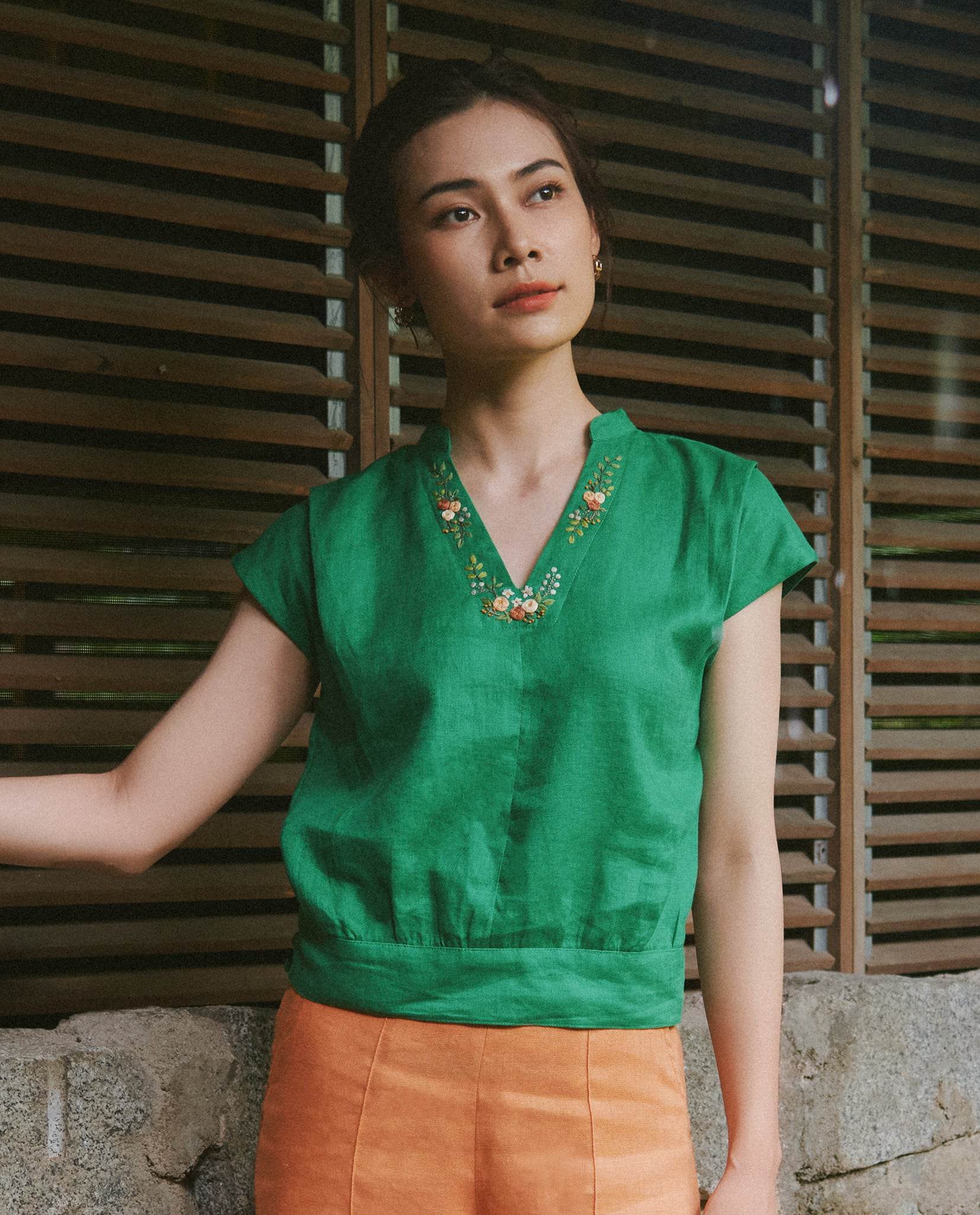 Áo Linen Thêu Tay Tú TOP218 - Hity