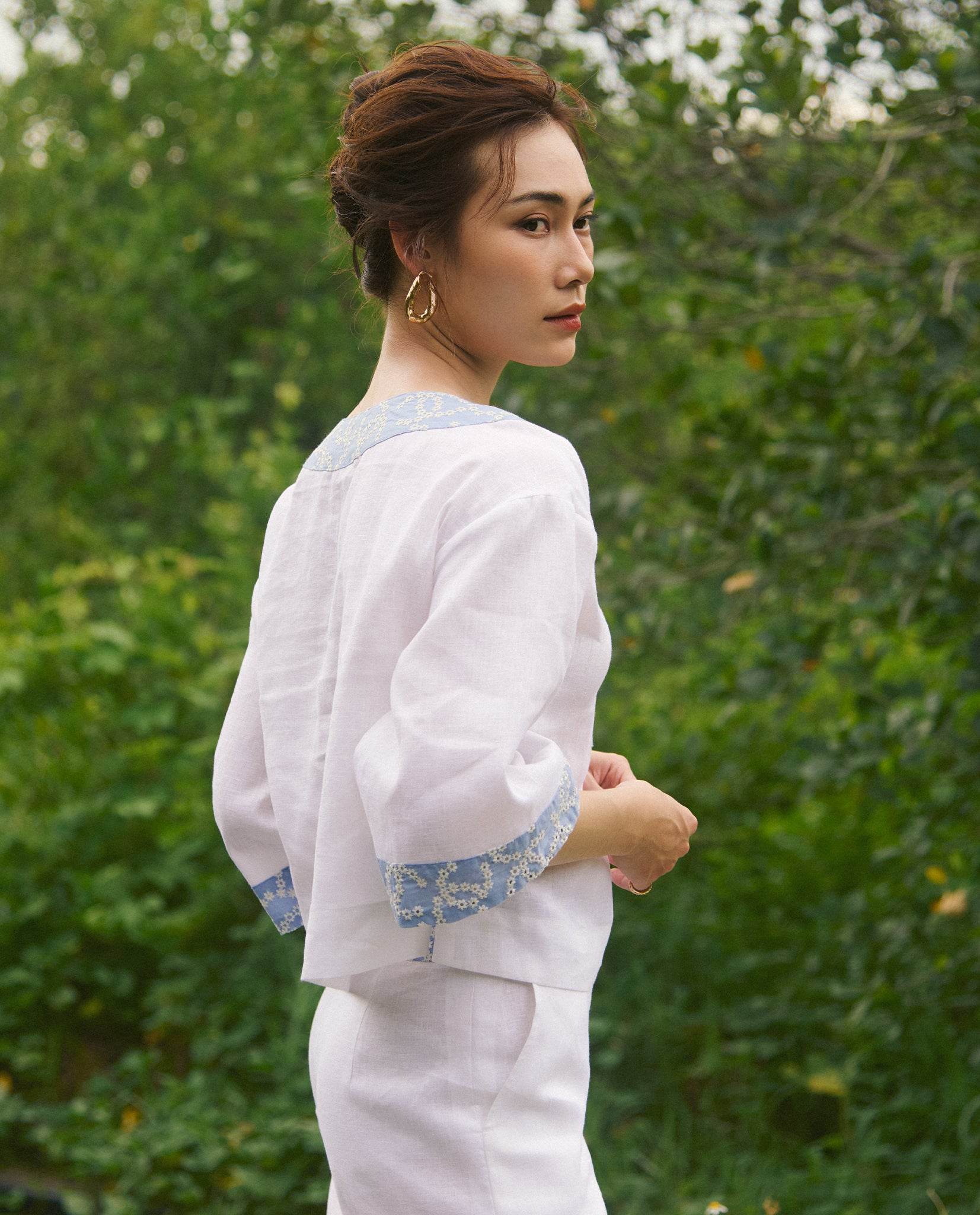 Áo Linen Thêu Thảo TOP233 - Hity