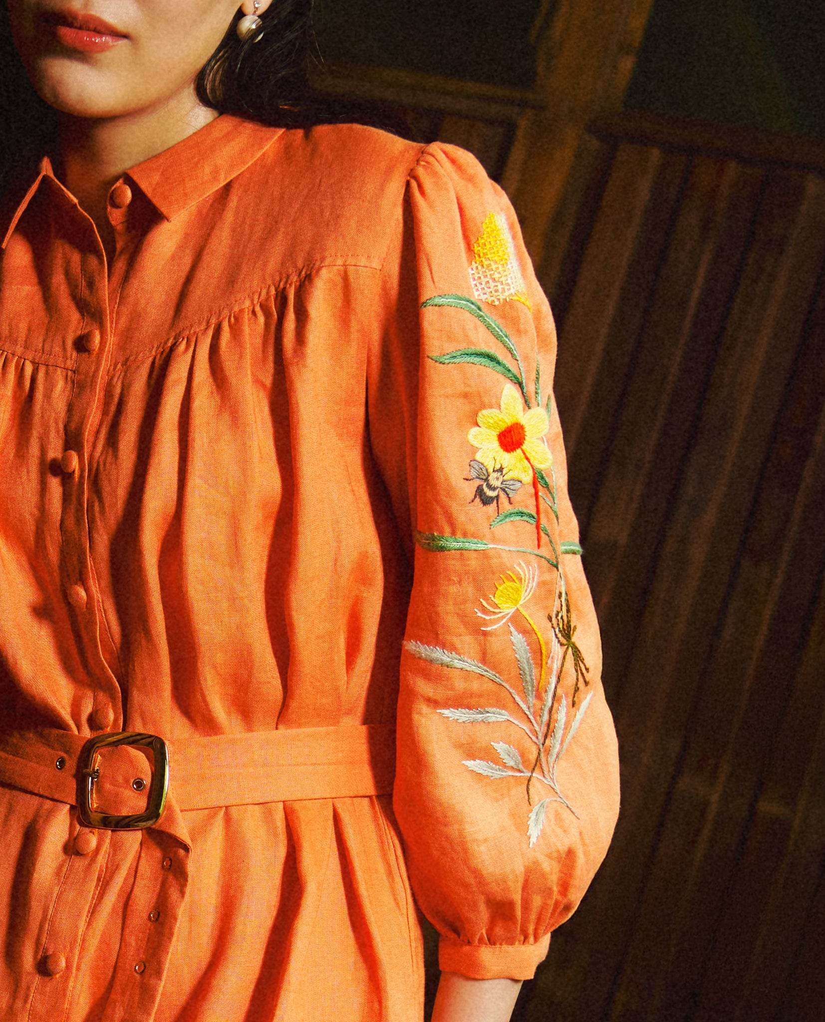 Đầm Sơ Mi Linen Thêu Tay Phong DRE212 - Hity