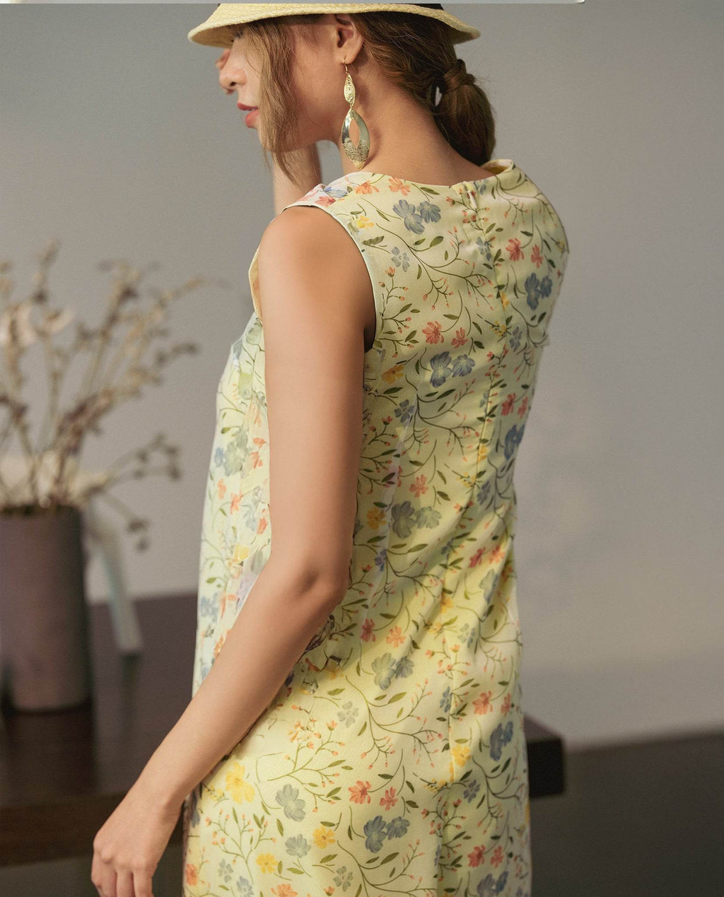 Đầm Suông Sát Nách Soleil DRE193 - Hity