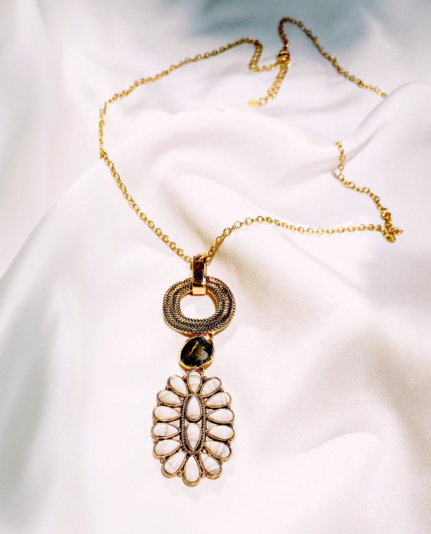 Vòng Cổ Bạch Tùng ACC375 - Hity