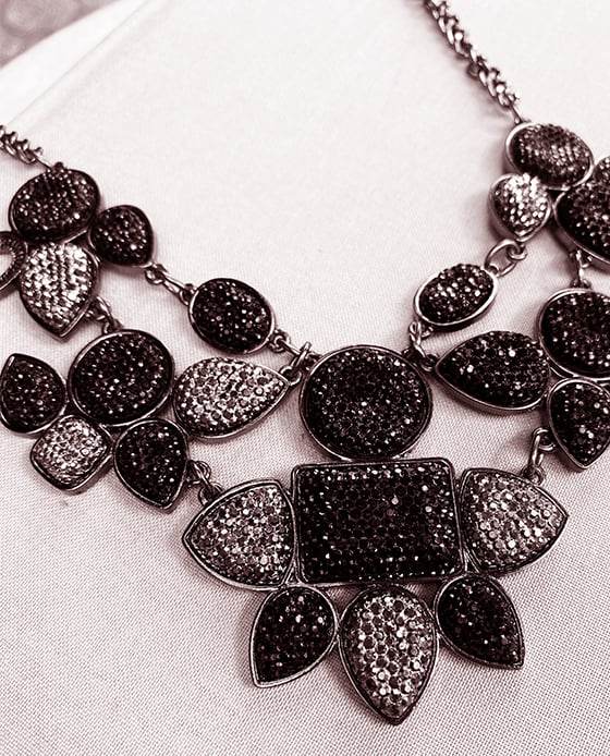 Vòng Cổ Đá Đen Noir ACC257 - Hity