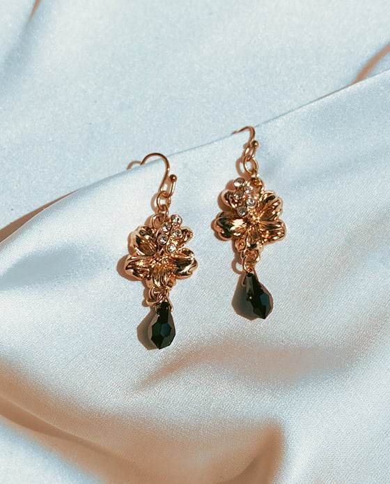 Bông Tai Hoa Besse ACC186 - Hity