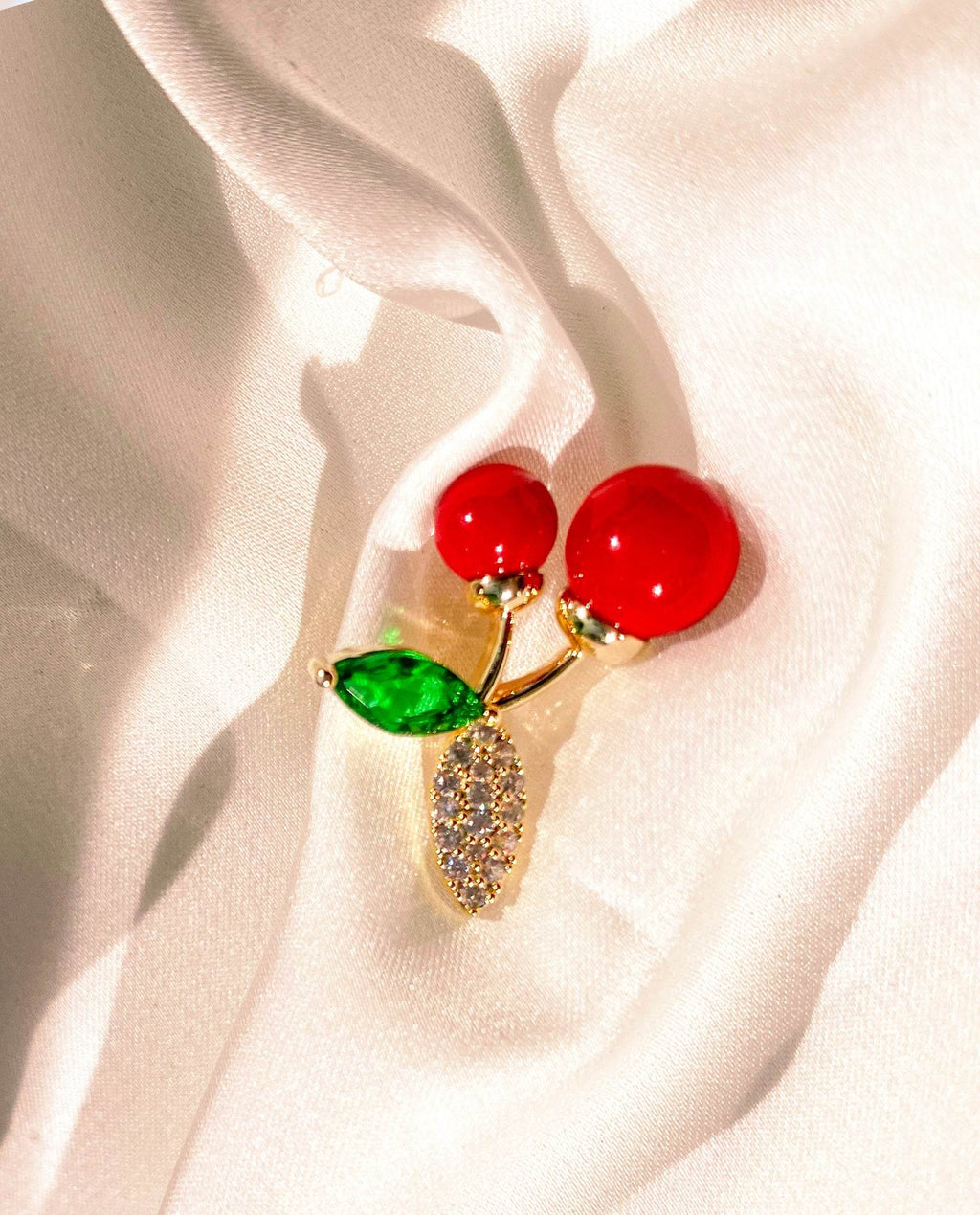 Cài Áo Cherry ACC140.4 - Hity