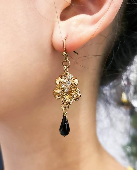 Bông Tai Hoa Besse ACC186 - Hity