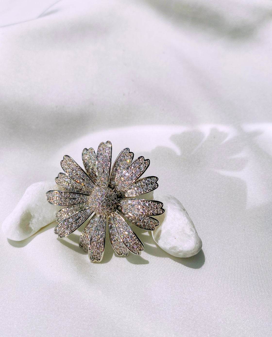 Cài Áo Hướng Dương ACC146.84 - Hity