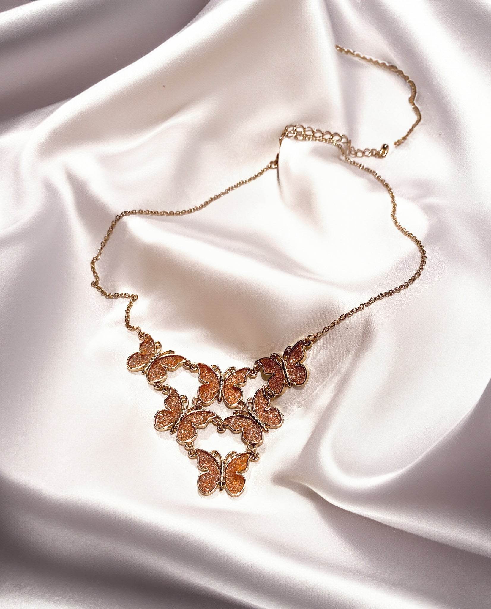 Vòng Cổ Đàn Bướm ACC240 - Hity