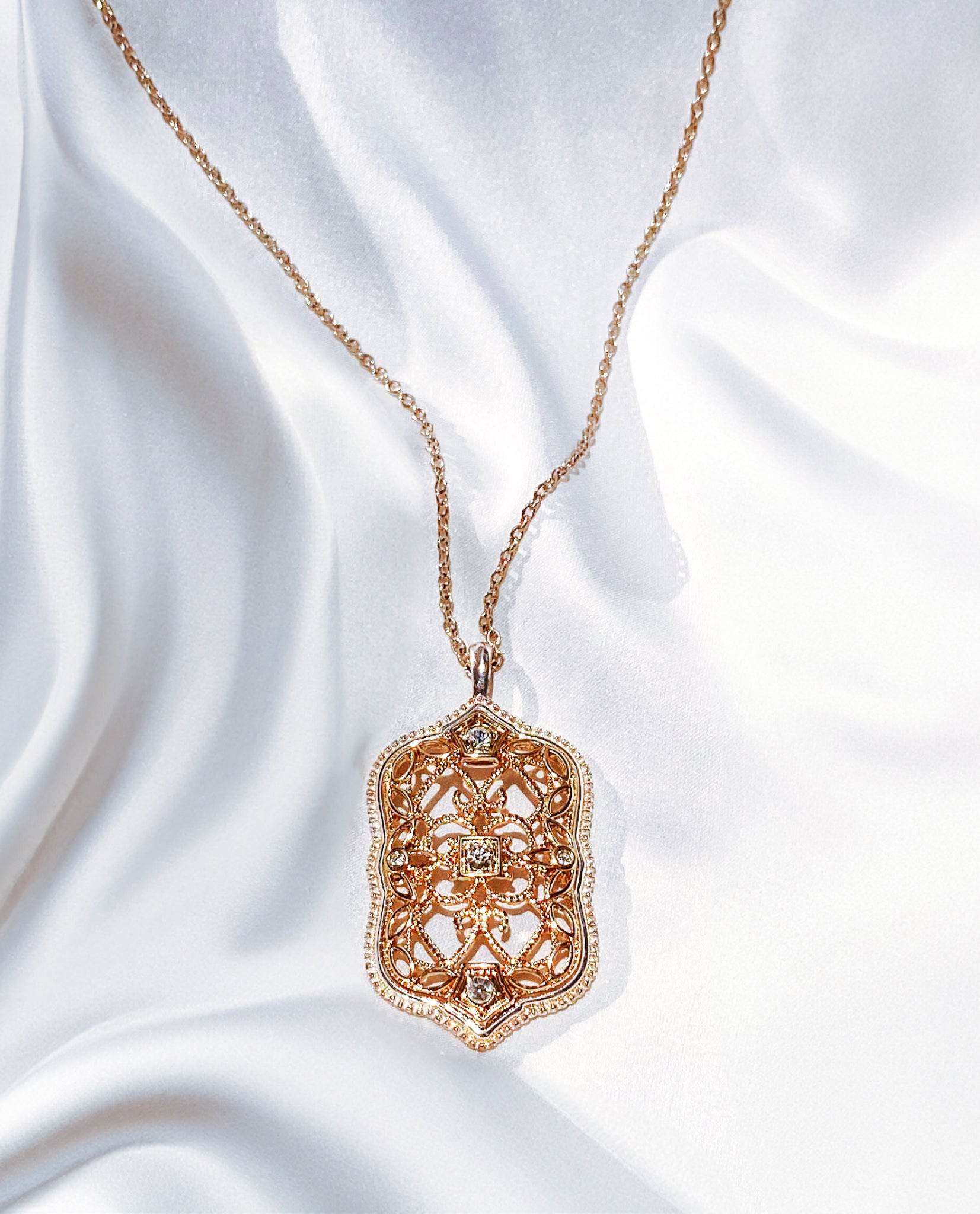 Vòng Cổ Chạm Trổ Filigree ACC104 - Hity