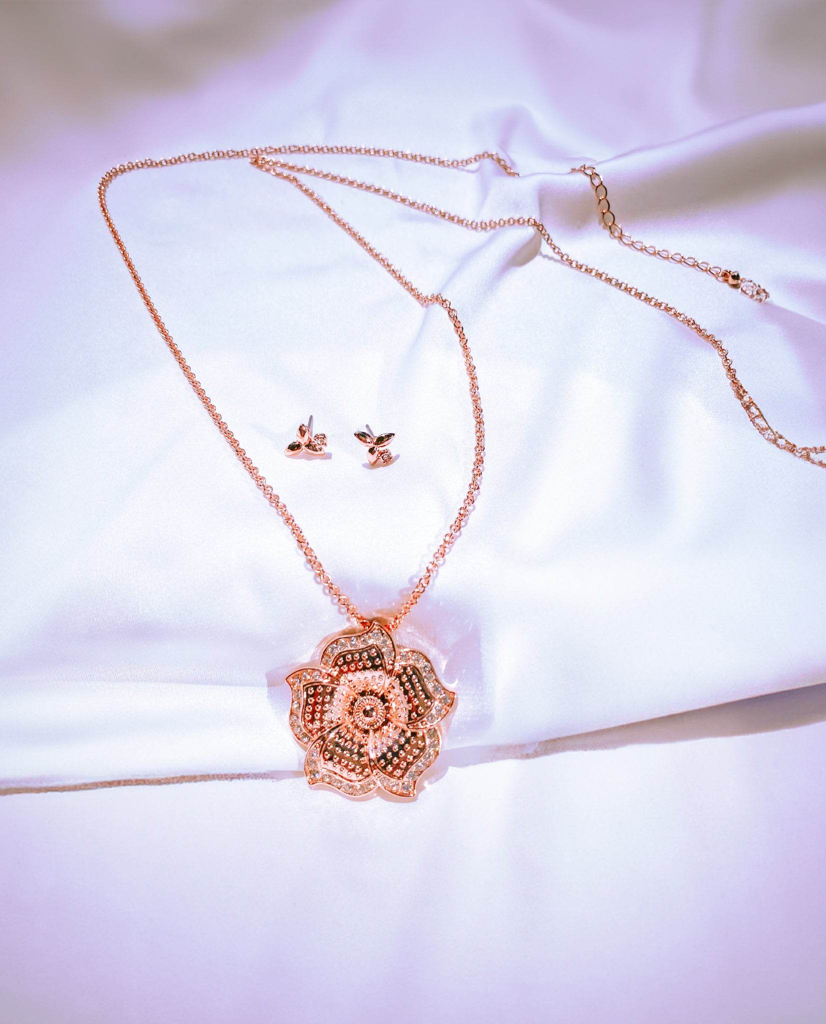 Vòng Cổ Mặt Hoa ACC084 - Hity